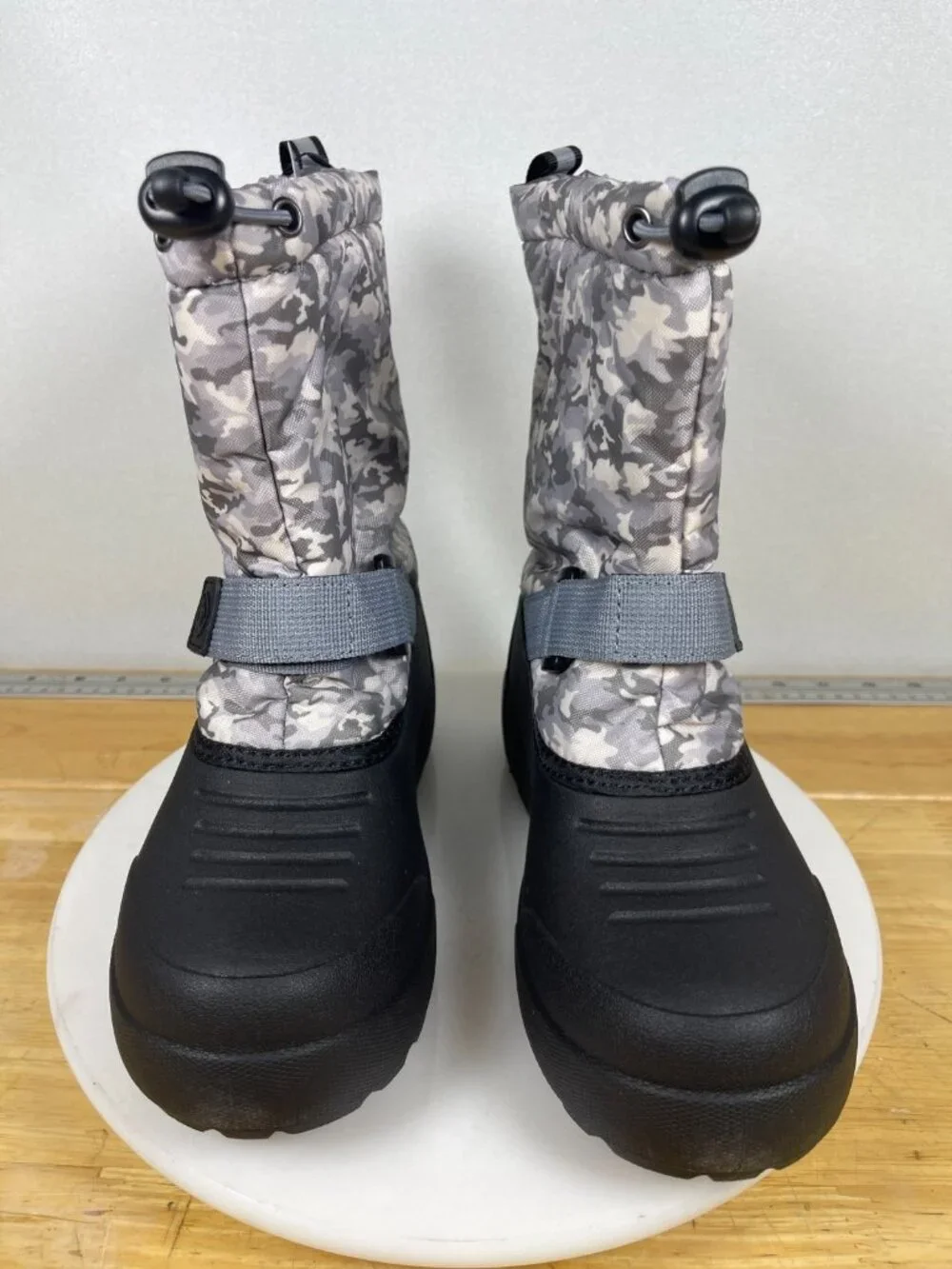 Northside Frosty Polar Boys Size 4 Gray Camo Winter Snow Boots Strap